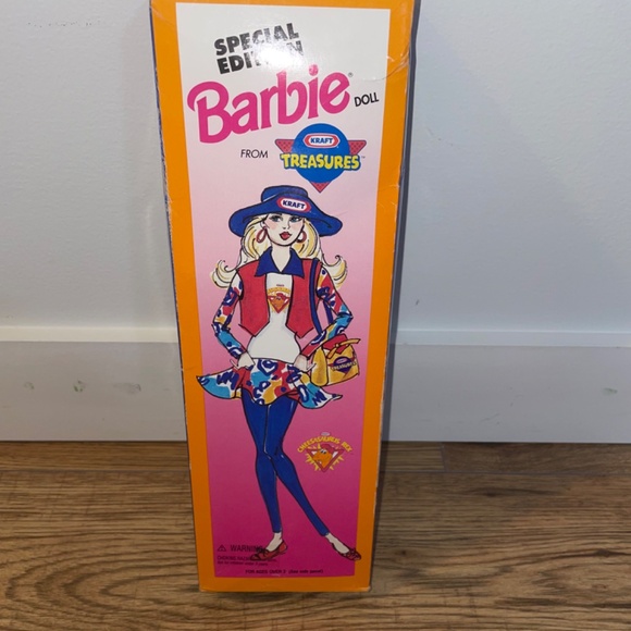 Barbie - 1992 Vintage KRAFT Treasures  Doll Never Removed - Picture 13 of 16